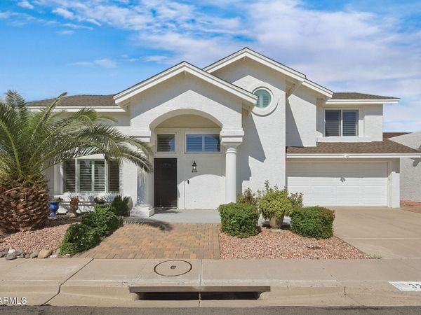 3224 E TARO Lane, Phoenix, AZ 85050