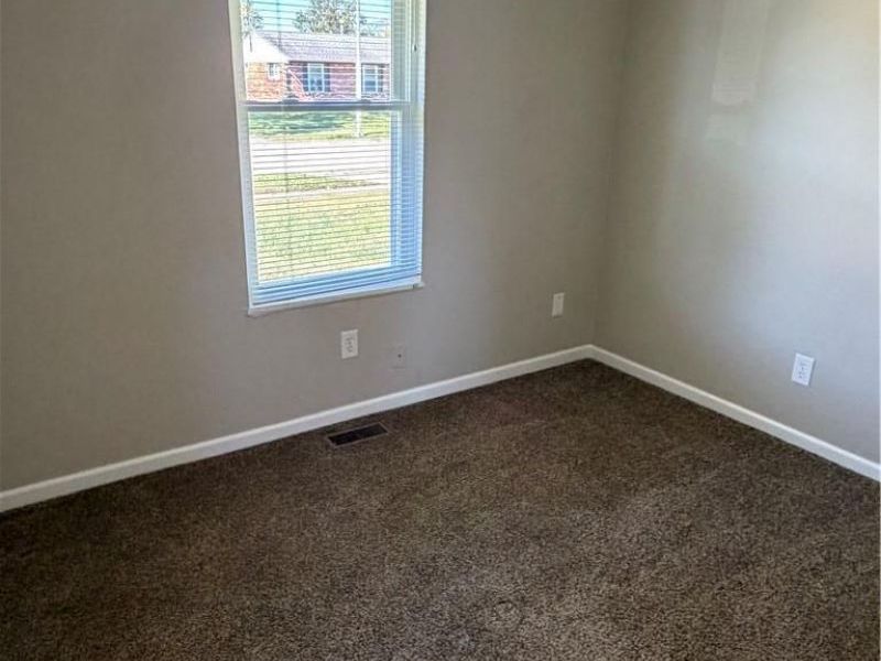 7701 Sebring Drive, Huber Heights, OH 45424 Photo 9