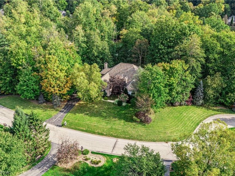 17351 Fish Creek Trail, Chagrin Falls, OH 44023 Photo 2