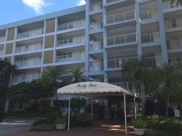 3150 N Course Lane, Unit 409, Pompano Beach, FL 33069
