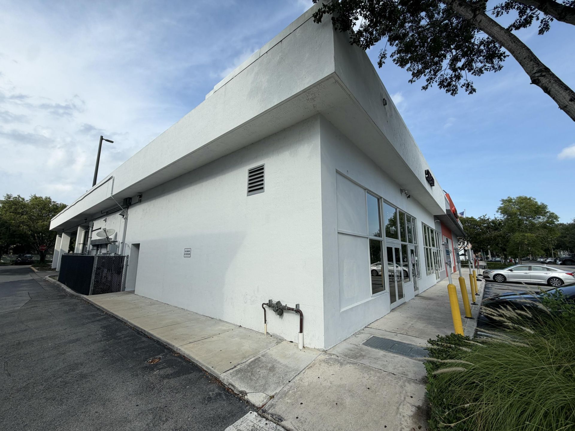 10015 NW 41st Street, Doral, FL 00000 Photo