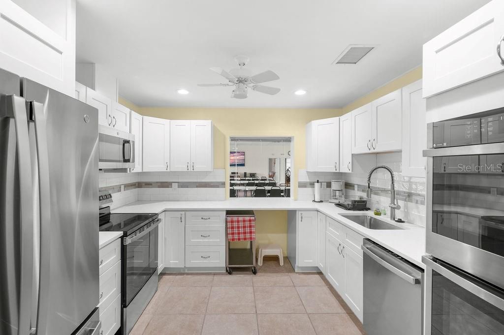 3524 Green View Court, Unit 49, Sarasota, FL 34231 Photo
