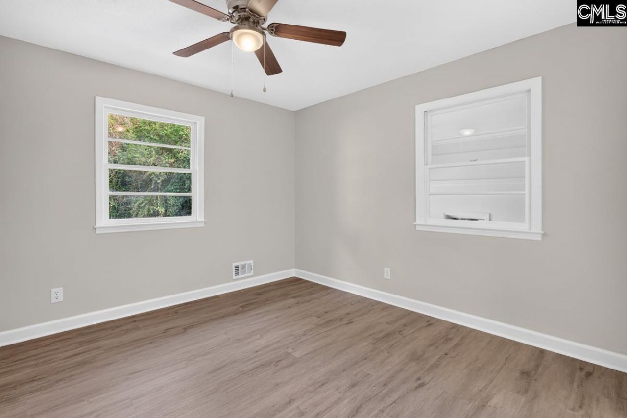 2415 Oak Lane  Photo 20