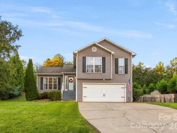 106 S River Glen Drive, Morganton, NC 28655
