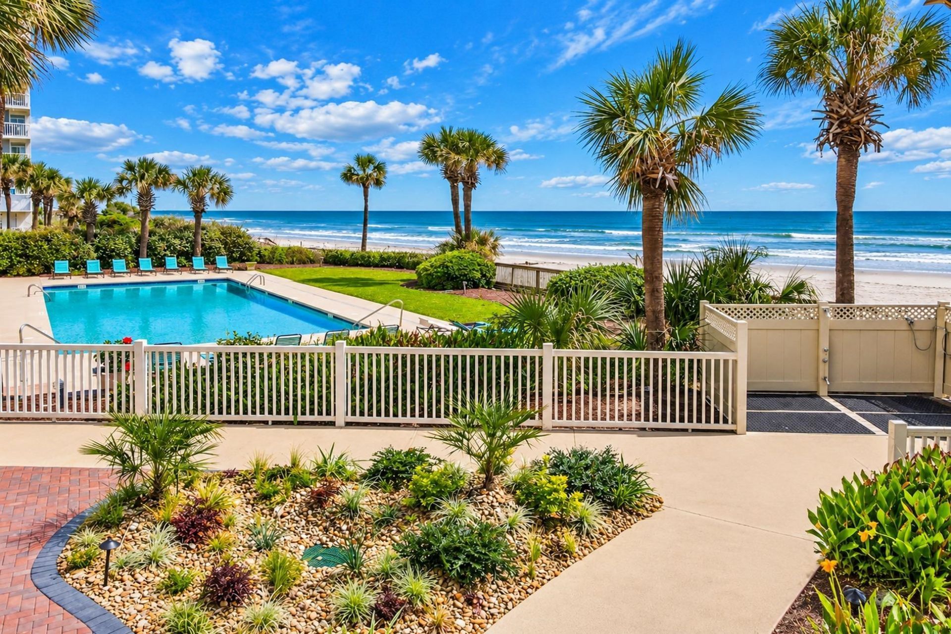 10200 Beach Club Dr. Photo 46