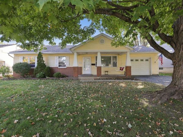 25 Elizabeth Street, Canal Winchester, OH 43110