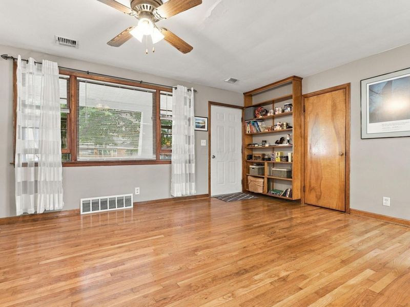 25 Elizabeth Street, Canal Winchester, OH 43110 Photo 14