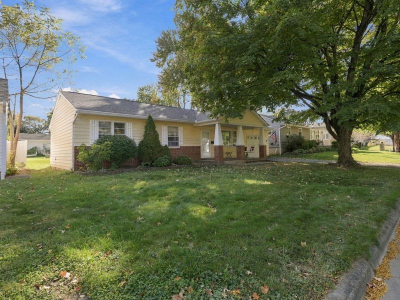 25 Elizabeth Street, Canal Winchester, OH 43110 Photo 3