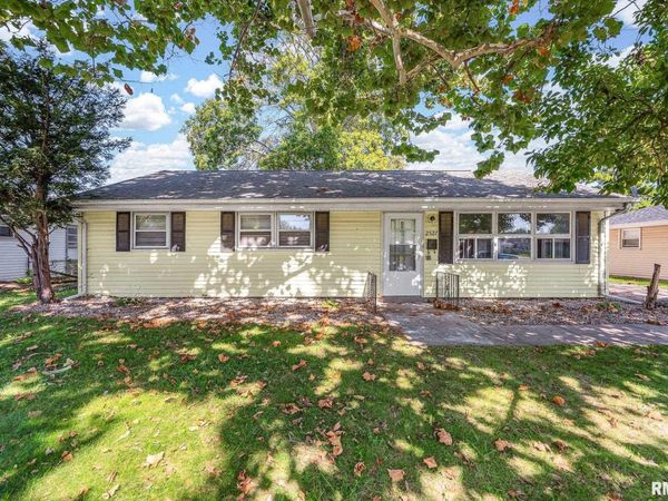 2527 W WESTMINISTER Avenue, Peoria, IL 61604