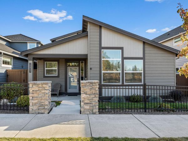 20843 SE Caldera Drive, Bend, OR 97702