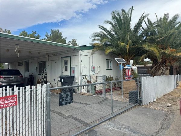 300 W Ivy Lane , Pahrump, NV 89048