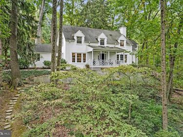 3764 N DUMBARTON STREET, ARLINGTON, VA 22207