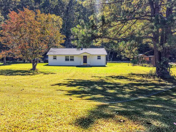 51 Ed Hankins Rd, Erin, TN 37061