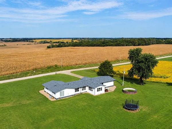 28225 Napa Street, Ewing, MO 63440
