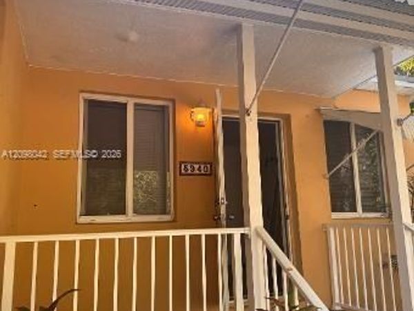 5940 SW 7th St, Miami, FL 33144