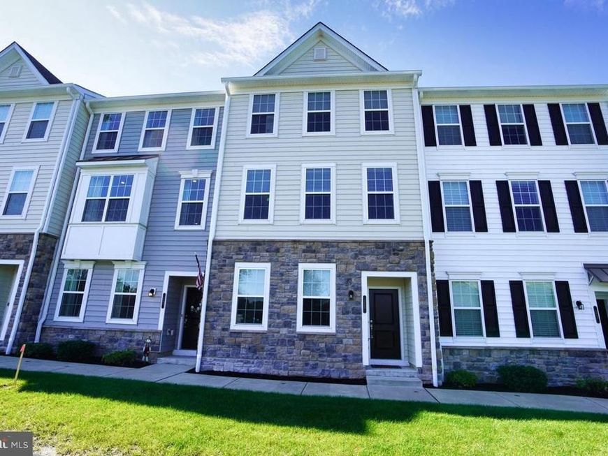 35 Jessop Lane , Hatboro, PA 19040 Main Photo