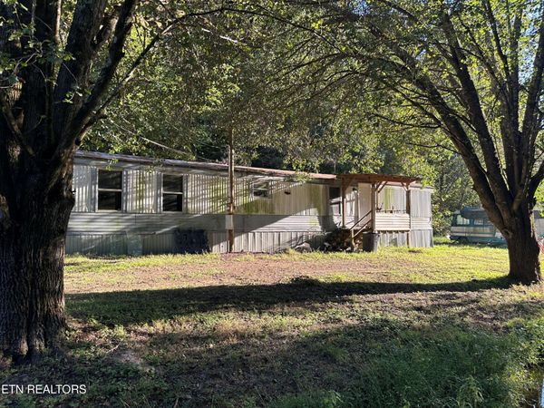 9107 Pickens Gap Rd, Knoxville, TN 37920