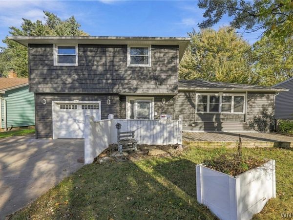 15 Cottonwood Drive , Buffalo, NY 14221