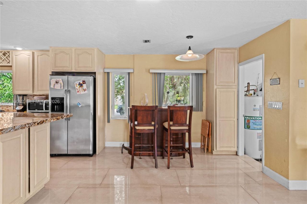 10198 SW 203rd Ter, Cutler Bay, FL 33189 Photo
