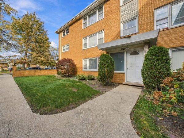 6927 W 64TH Place, Unit 2East, Chicago, IL 60638