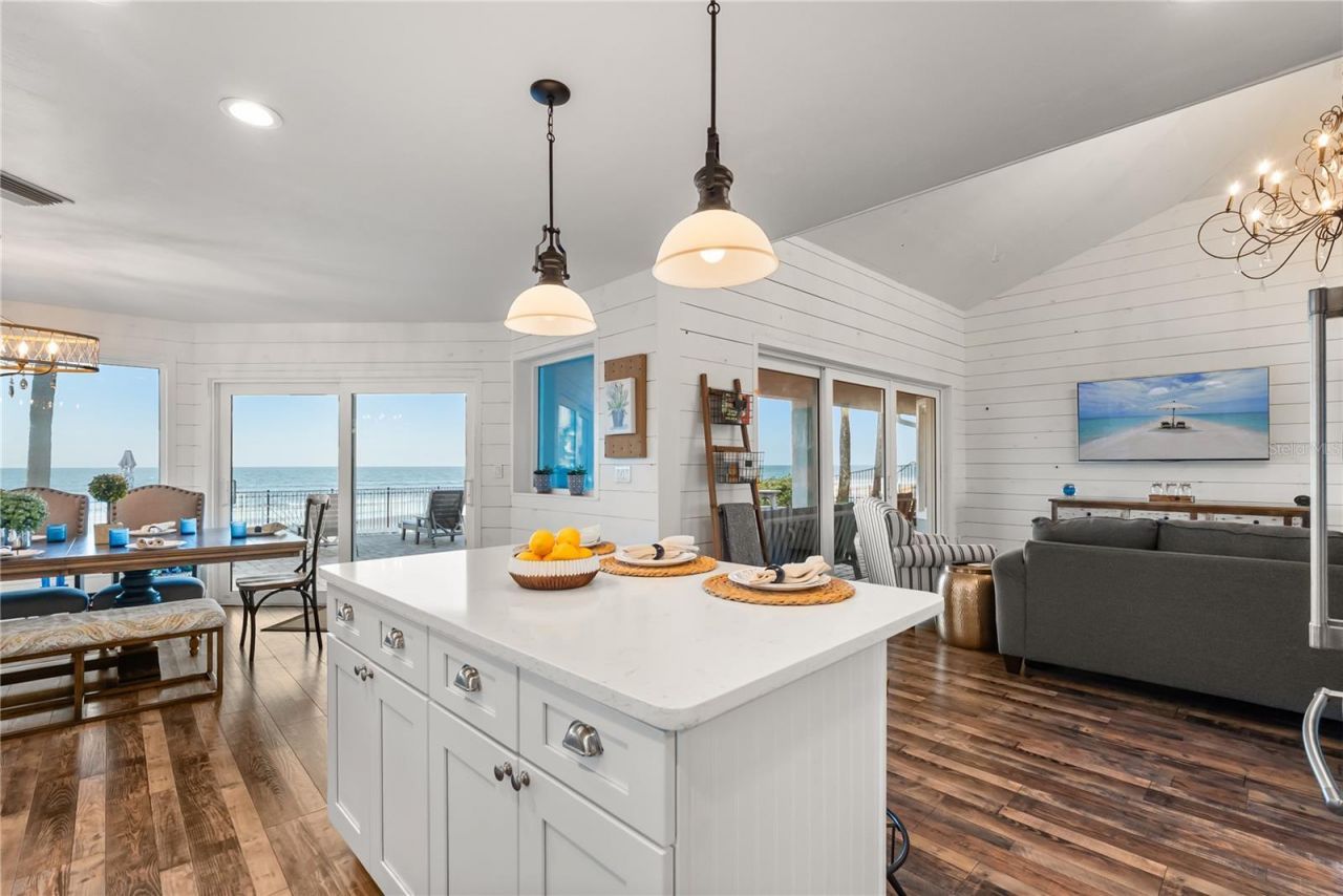 2707 S Atlantic Avenue, Daytona Beach Shores, FL 32118 Photo