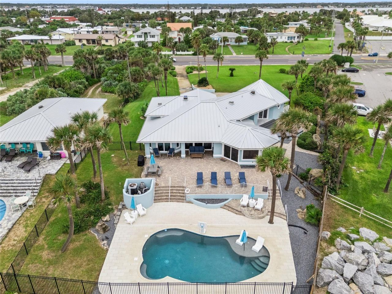 2707 S Atlantic Avenue, Daytona Beach Shores, FL 32118 Photo