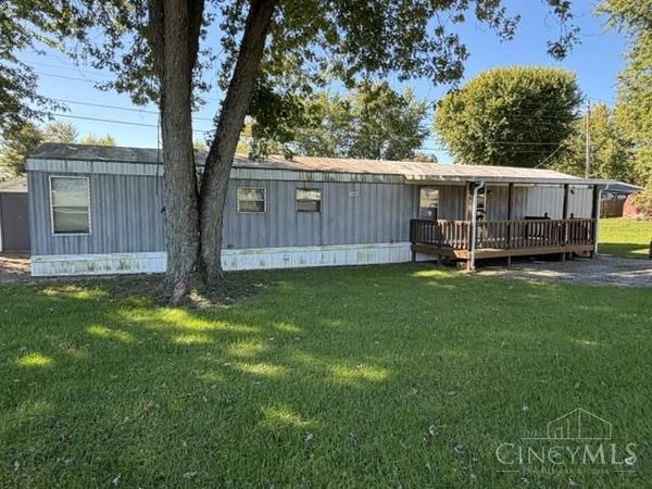 11590 North Shore, Hillsboro, OH 45133