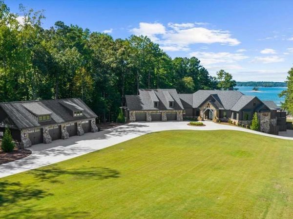 6091 Jim Crow Road, Flowery Branch, GA 30542