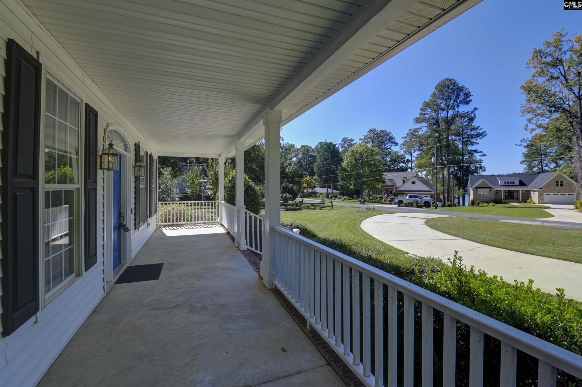 421 Dutchman Shores Circle  Photo 31