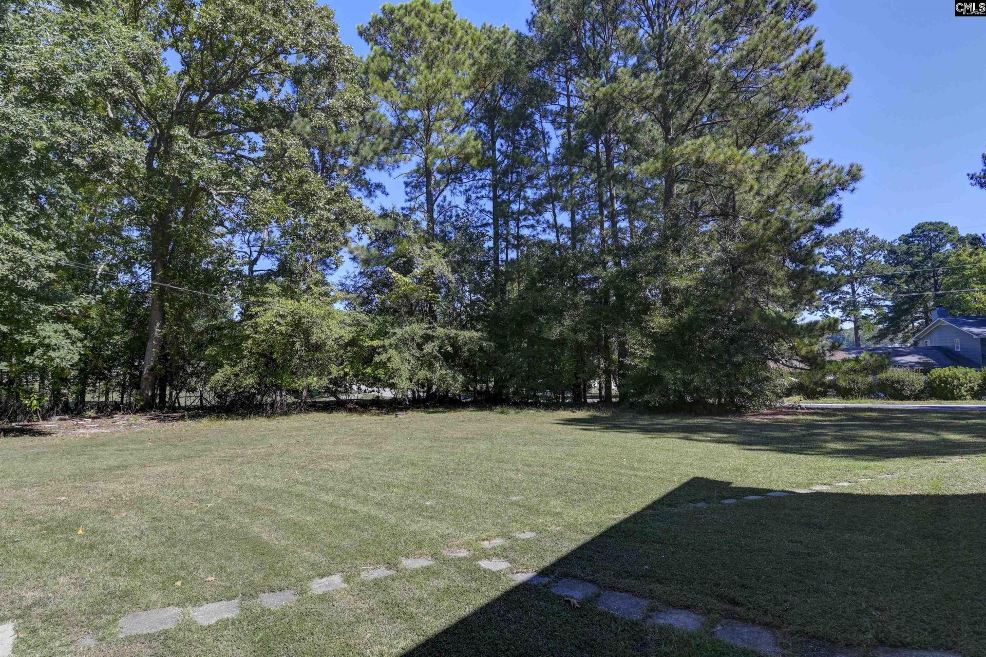 421 Dutchman Shores Circle  Photo 33