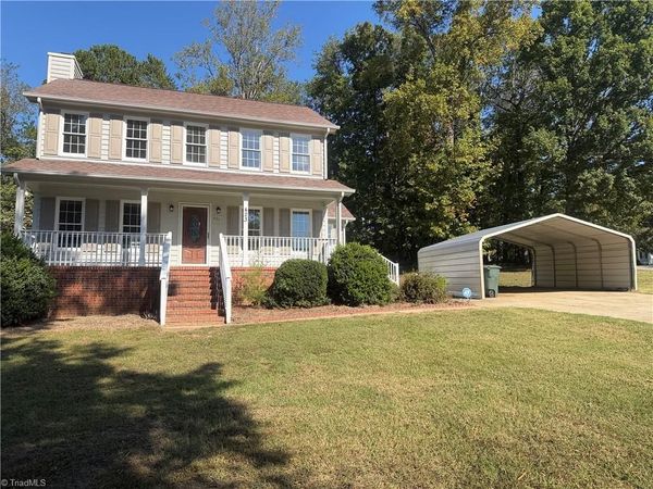 423 Sherwood Court , Eden, NC 27288