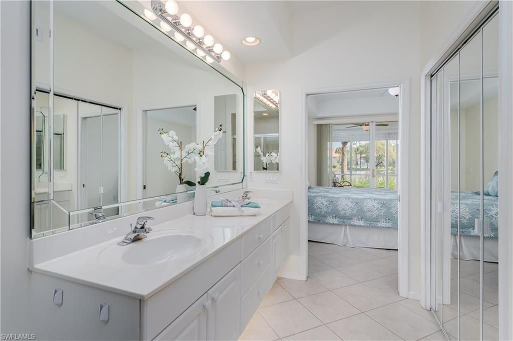 6830 Beach Resort Dr , Unit 9, Naples, FL 34114 Photo