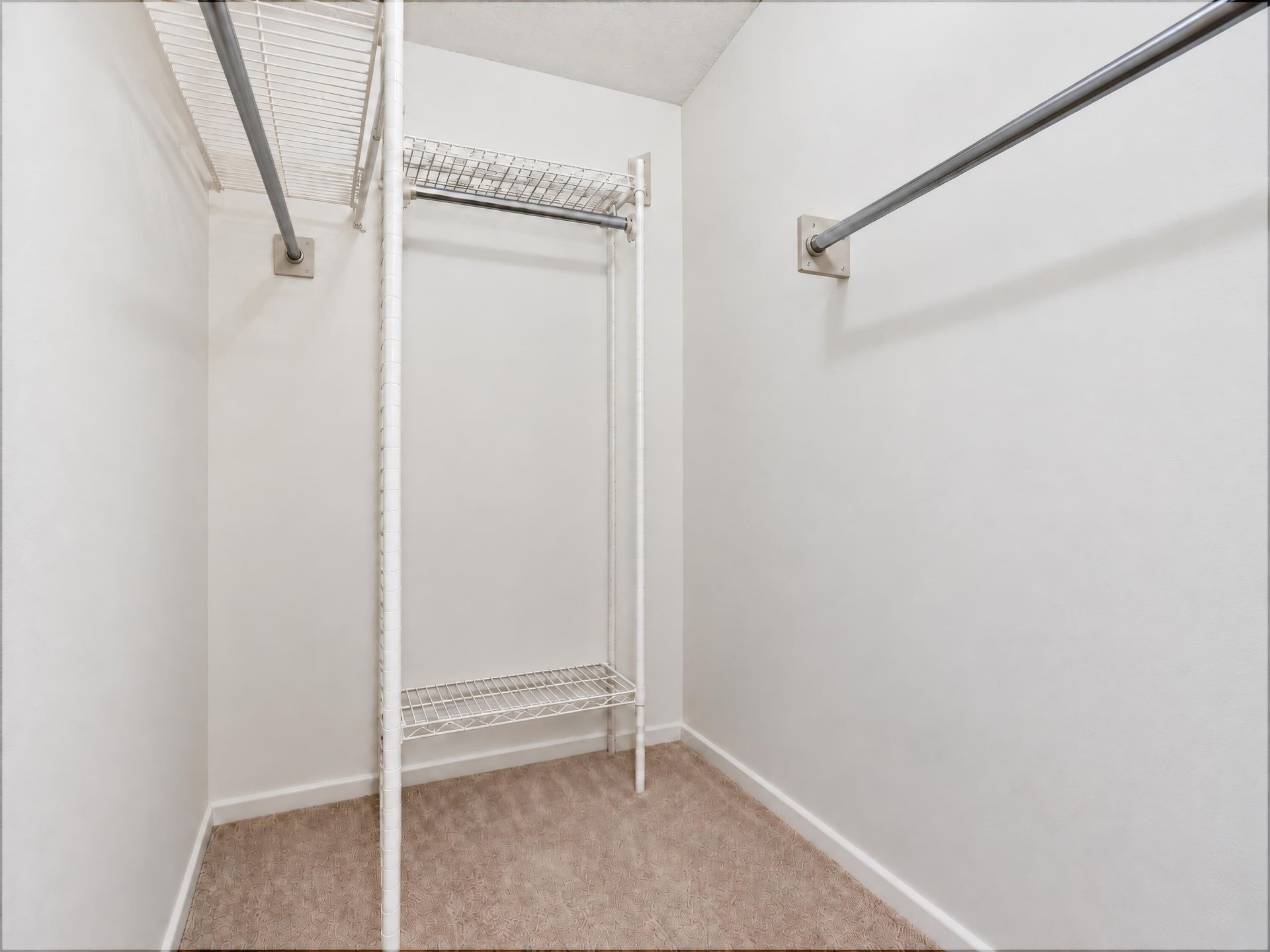 501 Lakeside Circle, Sunrise, FL 33326 Photo