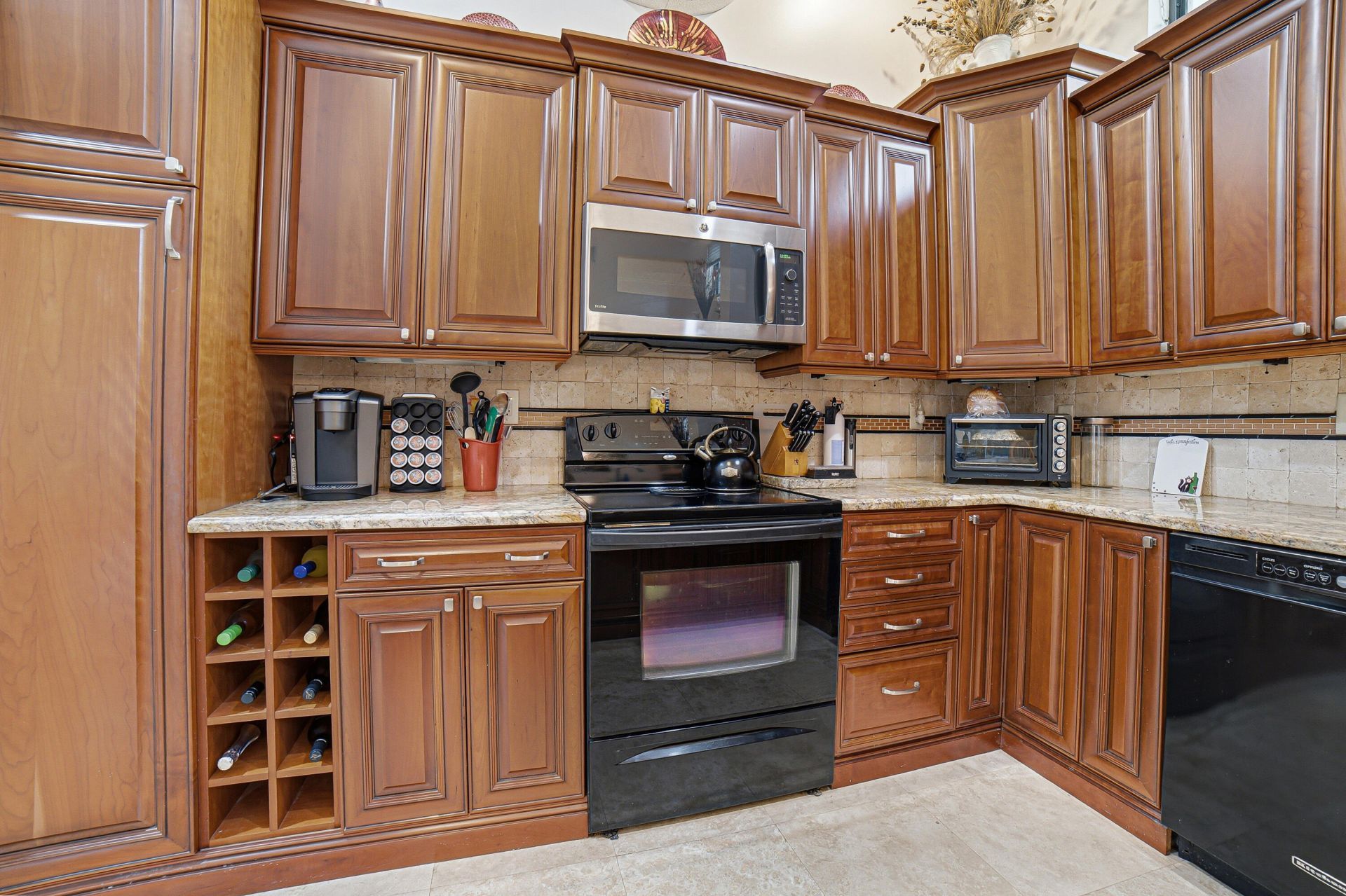 501 Lakeside Circle, Sunrise, FL 33326 Photo