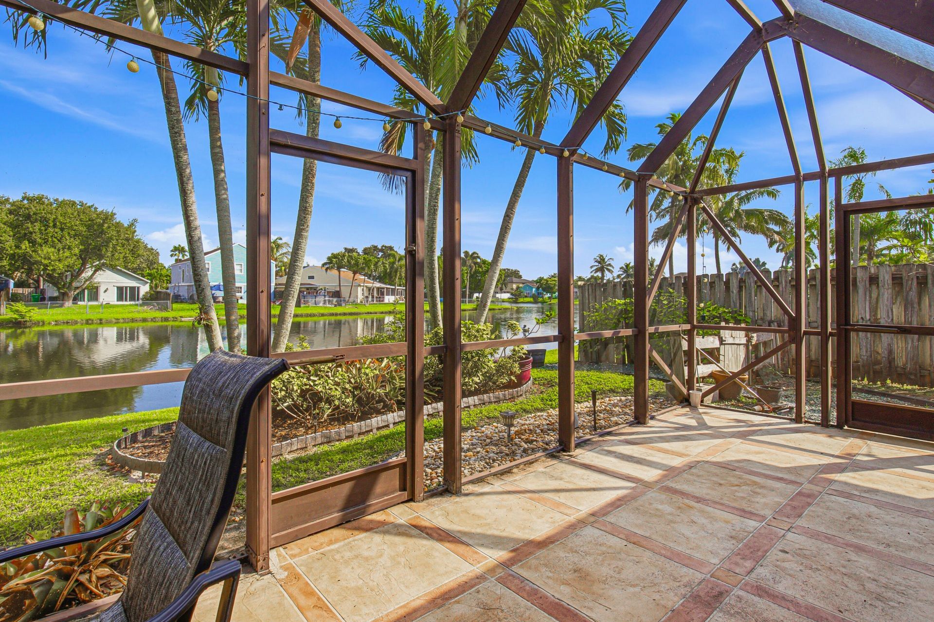 501 Lakeside Circle, Sunrise, FL 33326 Photo