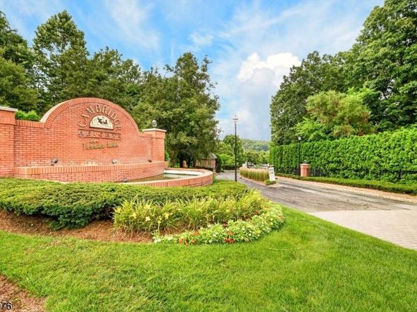 486 Cambridge Dr, Butler, NJ 07405