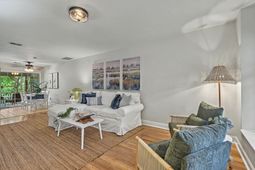 7921 Shadow Oak Drive photo 4