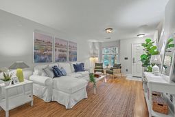7921 Shadow Oak Drive photo 4