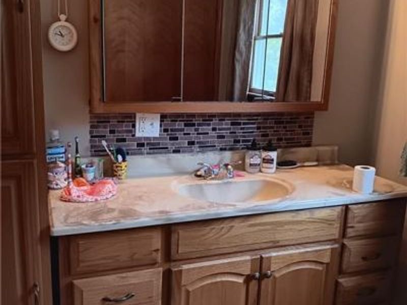 12670 Long Street , Byesville, OH 43723 Photo 17
