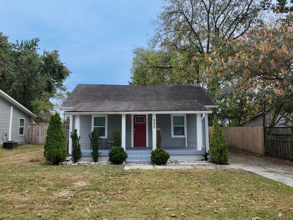 302 28th St , Old Hickory, TN 37138