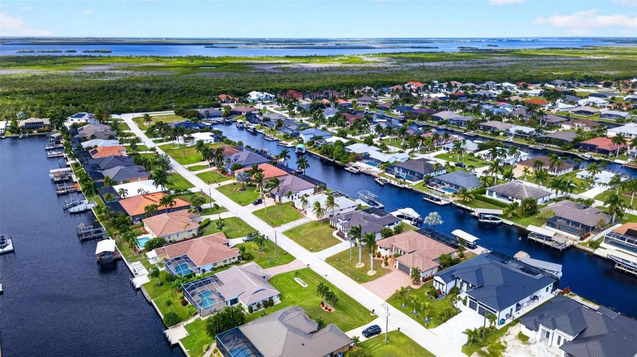 2819 SW 40th Street, Cape Coral, FL 33914 Photo