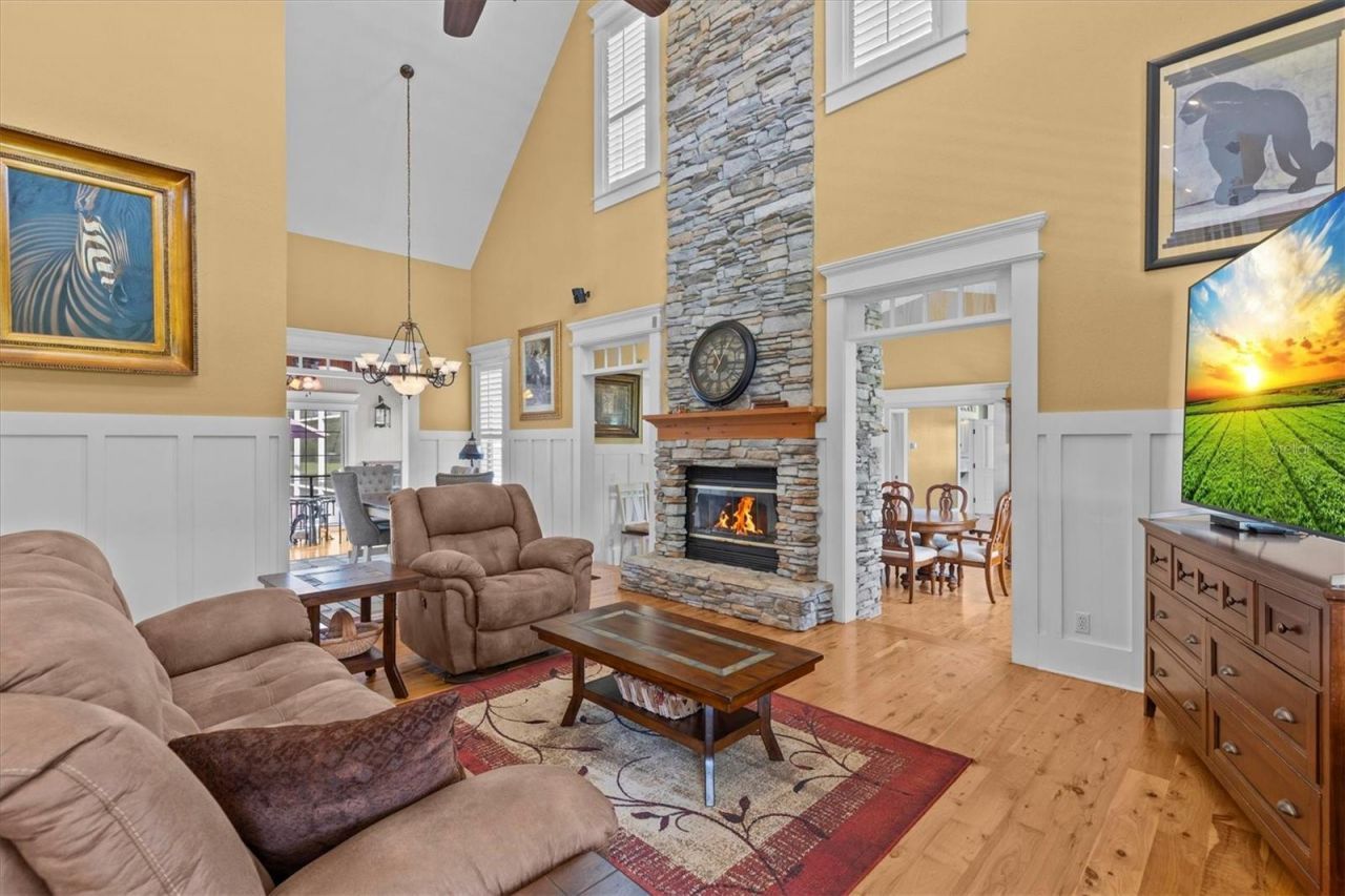 195 Spring Lake Highway, Brooksville, FL 34602 Photo