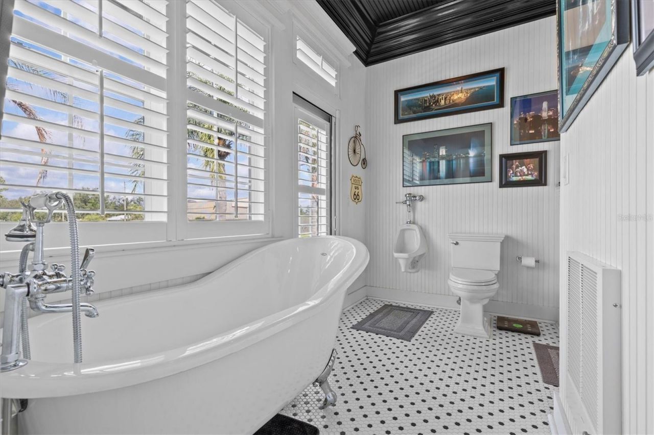 195 Spring Lake Highway, Brooksville, FL 34602 Photo