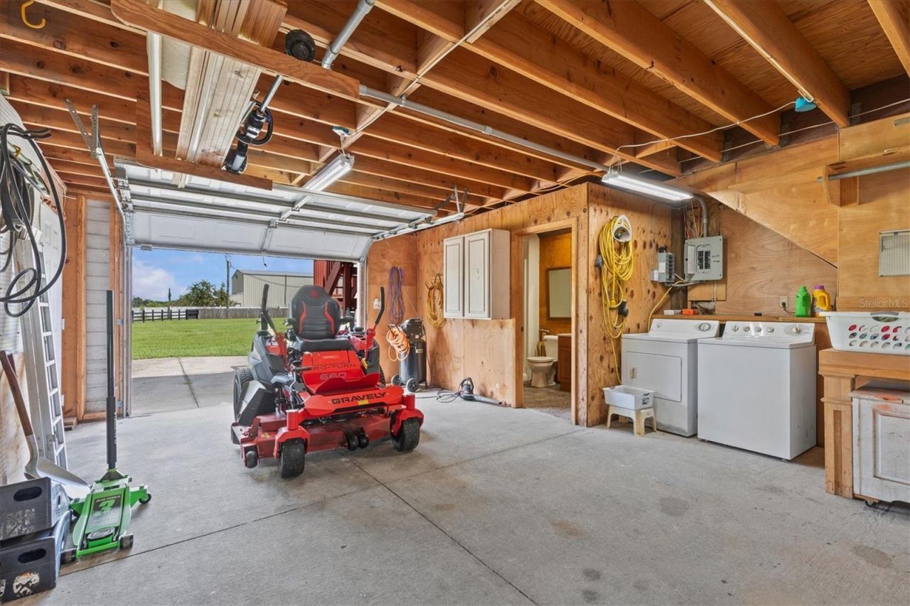 195 Spring Lake Highway, Brooksville, FL 34602 Photo