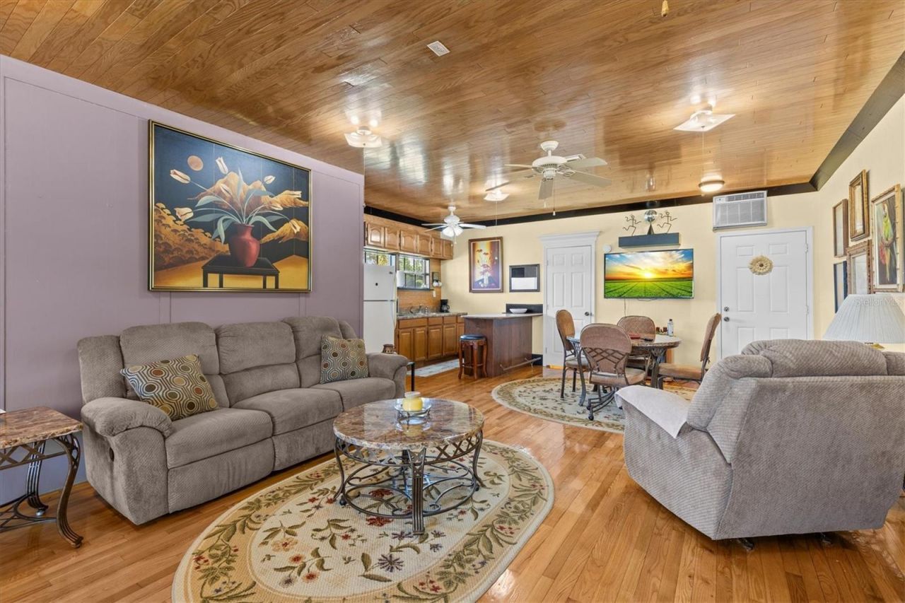195 Spring Lake Highway, Brooksville, FL 34602 Photo