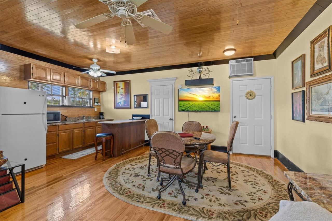 195 Spring Lake Highway, Brooksville, FL 34602 Photo