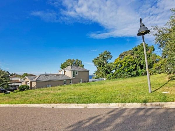 1828 MOORINGS COURT, CLERMONT, FL 34711