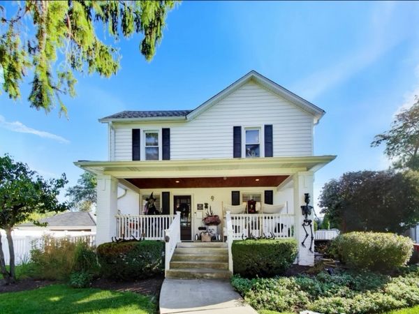 265 E Madison Street , Lombard, IL 60148