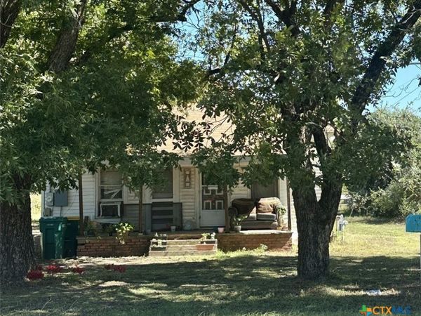 620 State School Road , Gatesville, TX 76528
