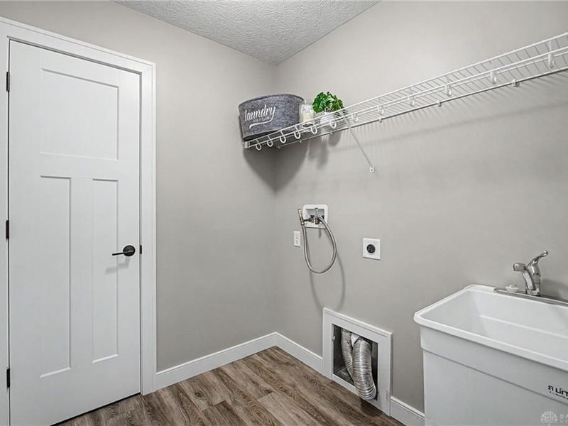 864 W Bentley Circle, Troy, OH 45373 Photo 34